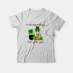 St. Patrick’s Day Giraffe it’s The Most Wonderful Time of The Year T-shirt
